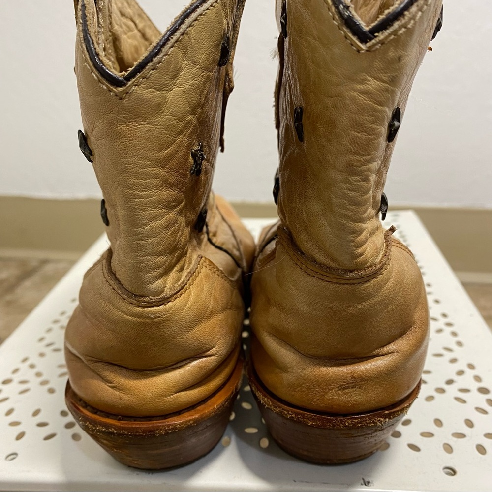 Bed Stu Women’s 7.5  Cowboy Bench Studded Star Ankle Boots Cobbler Leather - Picture 4 of 10